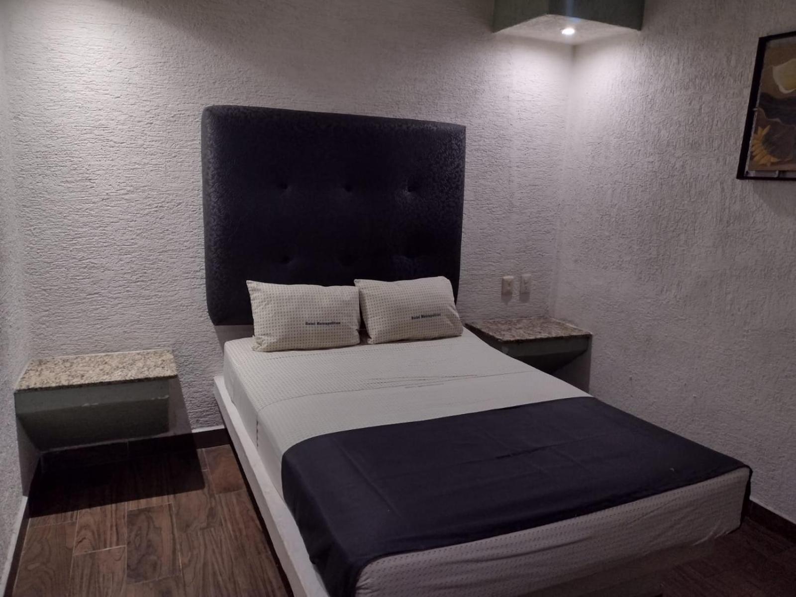 Hotel Metropolitan Гвадалахара Экстерьер фото